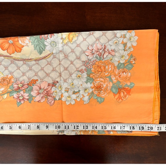NWOT 100% Silk Floral Square Scarf - Picture 11 of 11